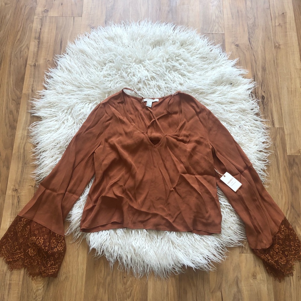 Forever 21 Lace crop blouse